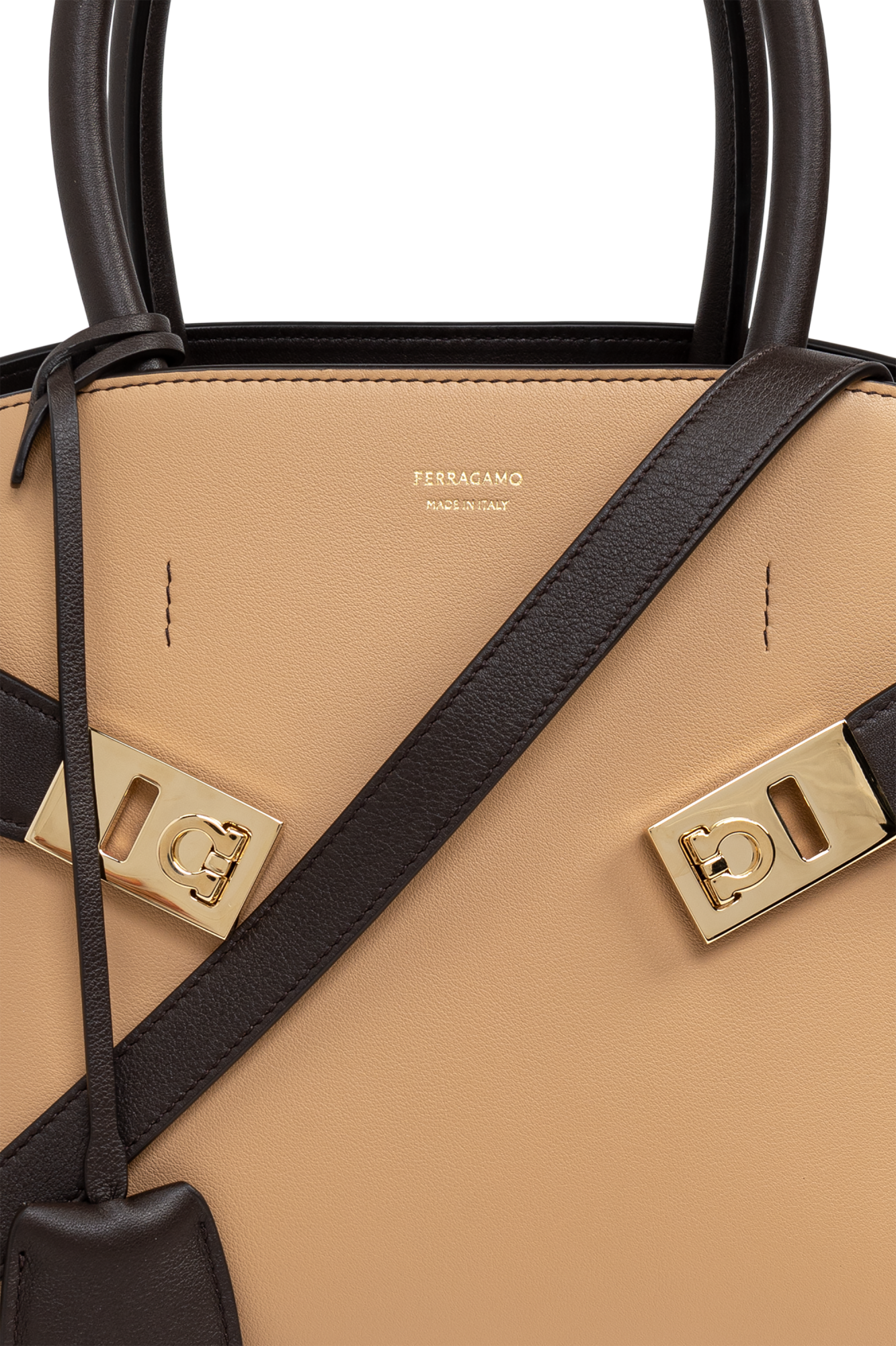 ショルダーバッグ・ポシェット Ferragamo \"Hug Soft\" Large Crossbody Bag - Beige Ferragamo Women's 